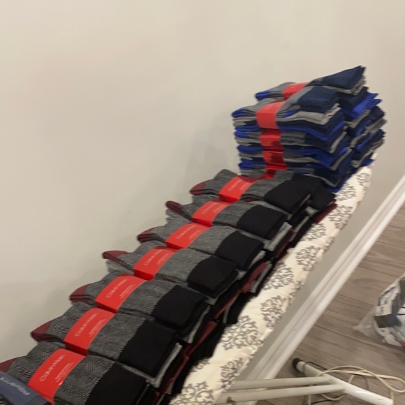 BNWT Calvin Klein combed cotton socks 2 packs (4/pack) - Picture 2 of 5